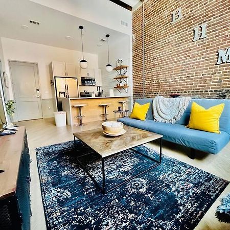 Trendy Condo! Close To Everthing Downtown Бирмингем Экстерьер фото